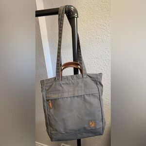 Fjallraven Totepack No 1 Bag G-1000 Waxed Canvas Super Grey Convertible Tote